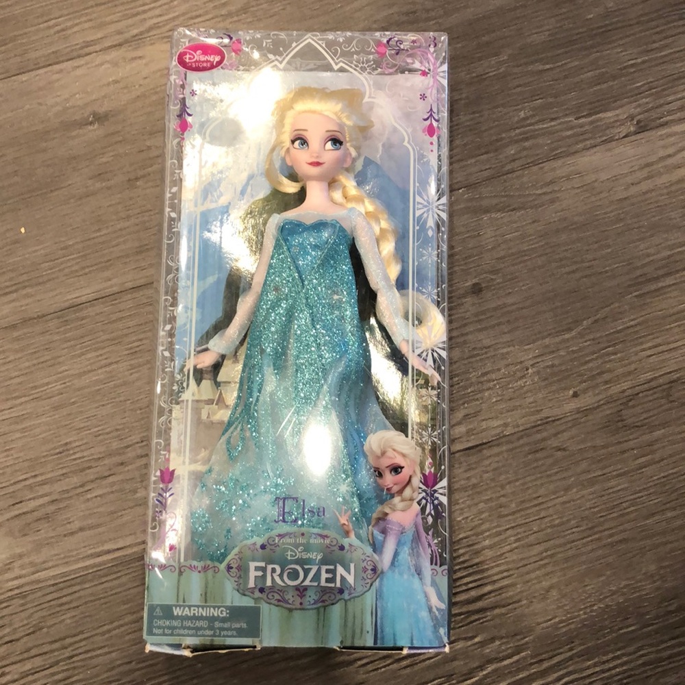 Disney Frozen Elsa classic doll collection